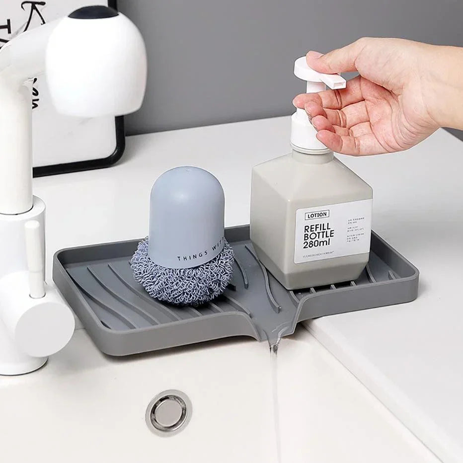 NEW Silicone Self Draining Soap Dish Holder Tray Sink Sponge Caddy Organizer